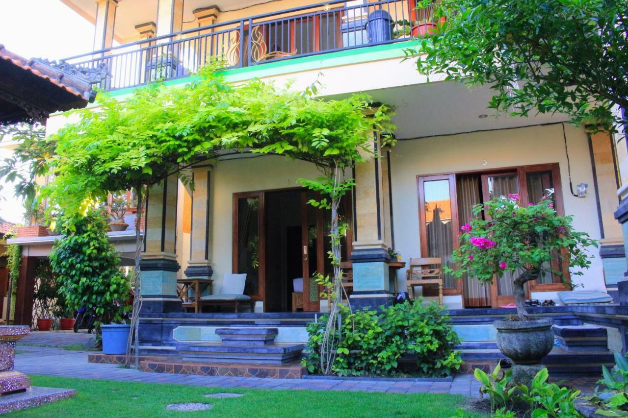 Cr Tris Rooms Seminyak Ngoại thất bức ảnh
