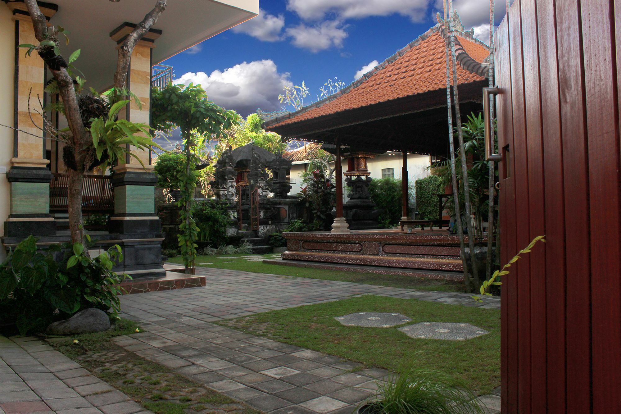 Cr Tris Rooms Seminyak Ngoại thất bức ảnh