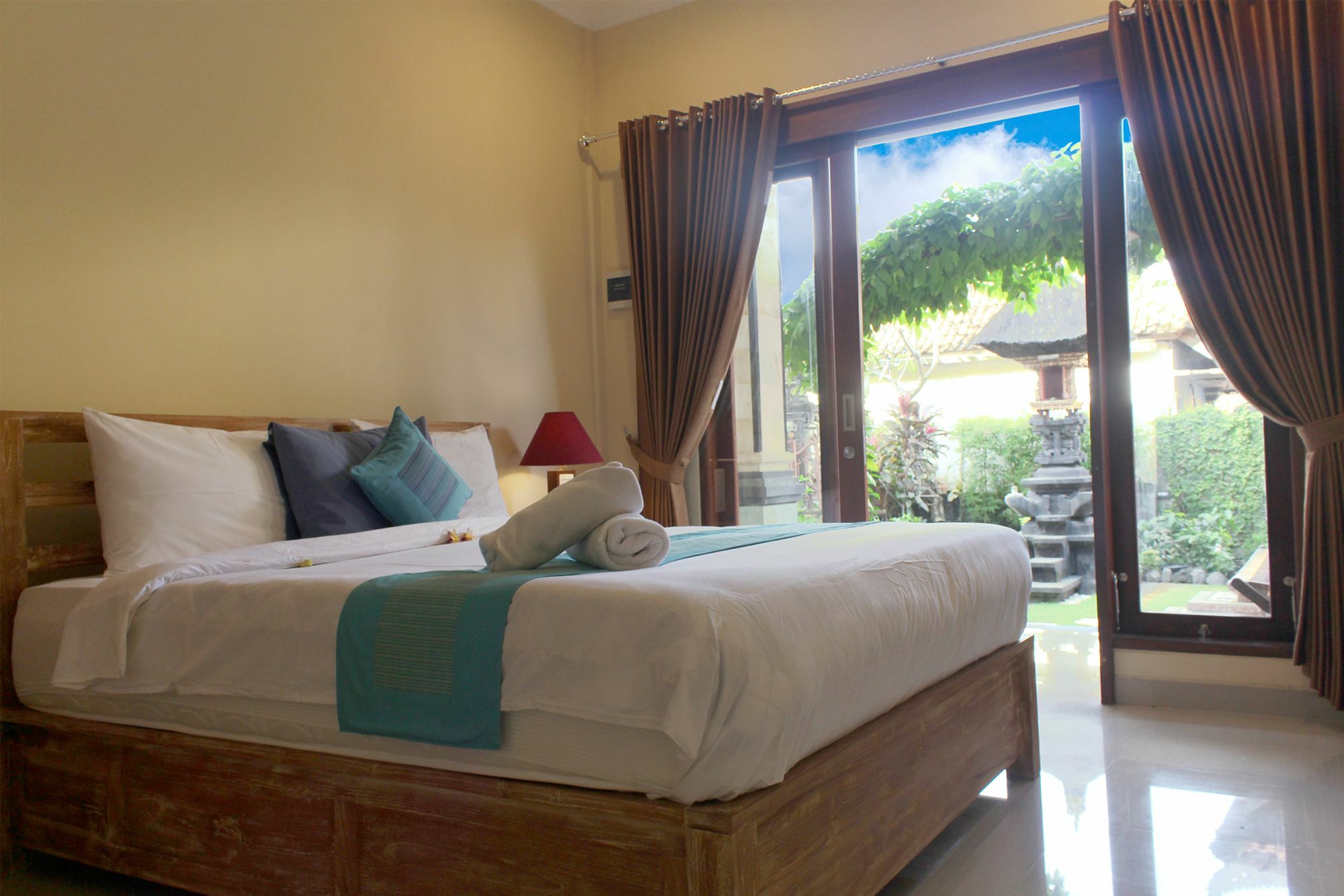 Cr Tris Rooms Seminyak Ngoại thất bức ảnh