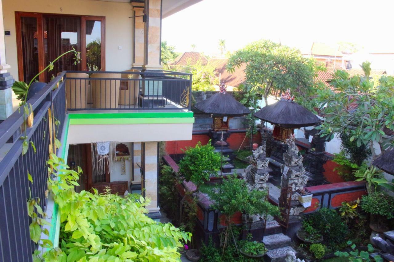Cr Tris Rooms Seminyak Ngoại thất bức ảnh